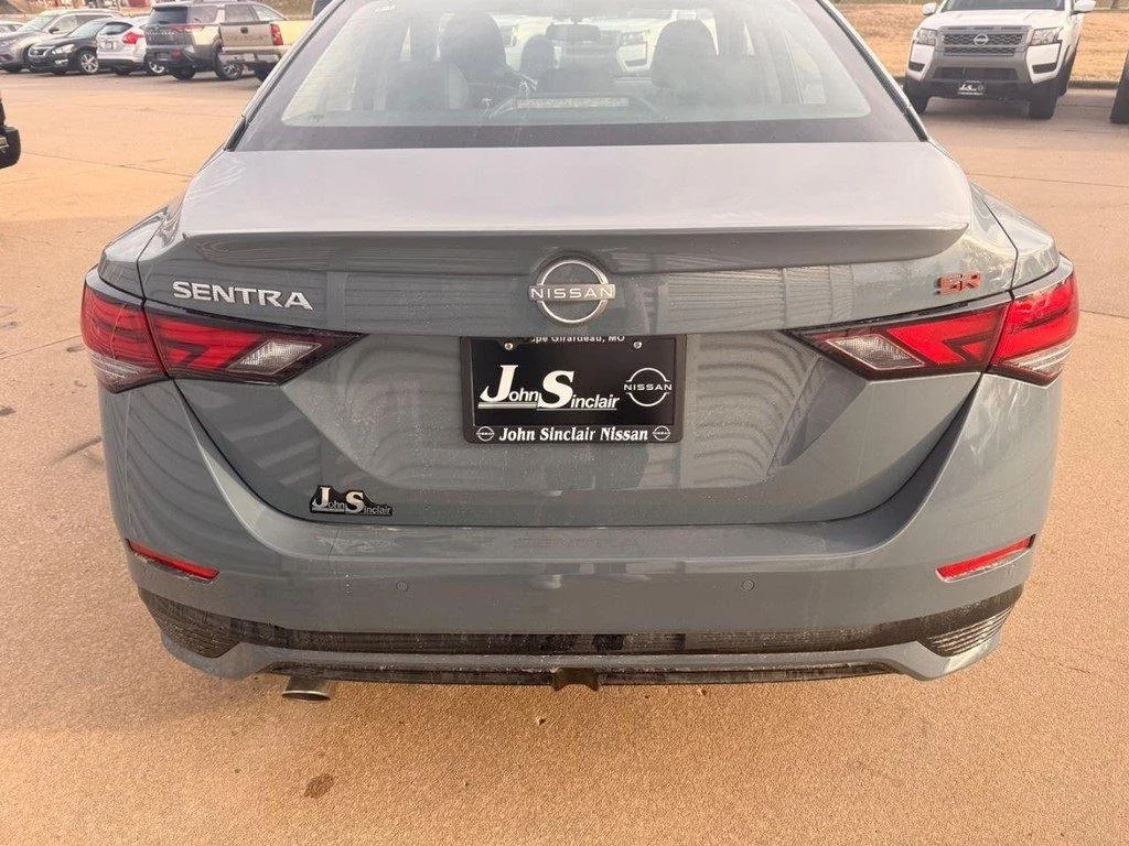New 2025 Atlantic Gray Metallic Nissan SR image 8