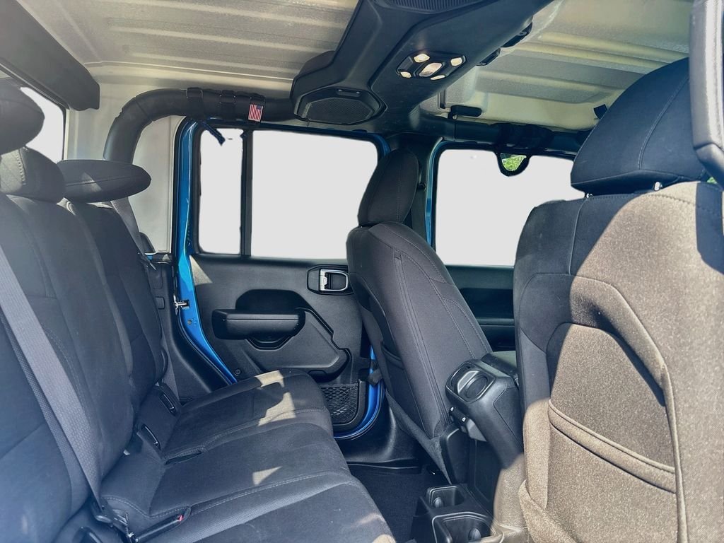 Used 2023 Blue Jeep Sport S image 27
