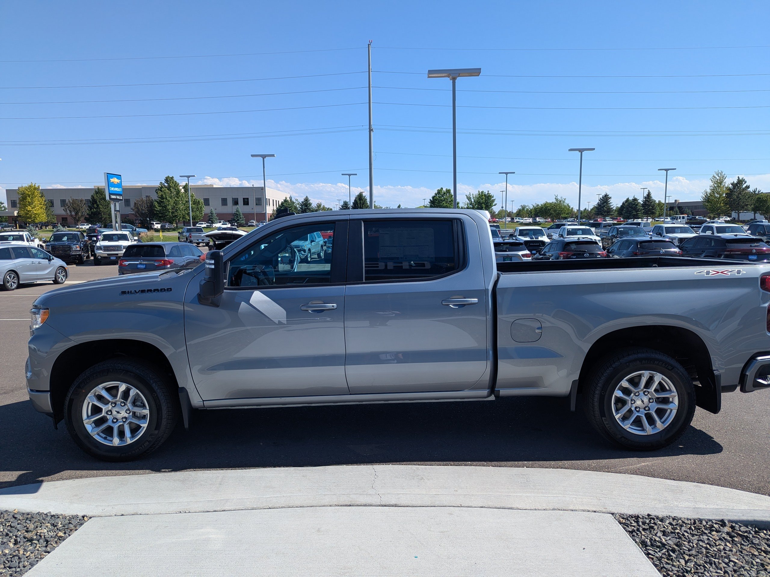 2026 Chevrolet Silverado 1500 RST - Photo 7