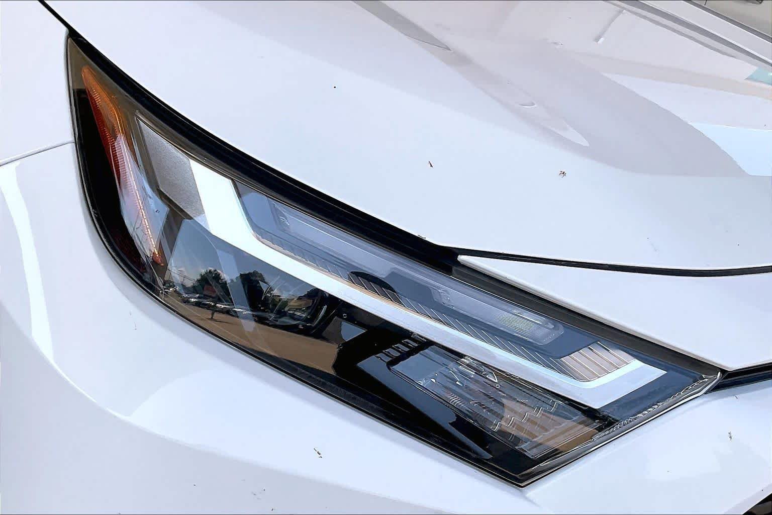 Used 2024 Ice Cap Toyota XLE image 26