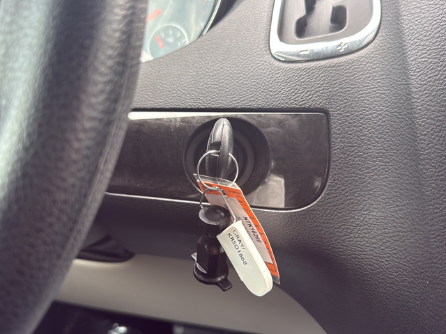 Used 2019 Gray Dodge SE image 13