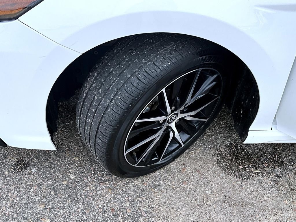 2024 Toyota Camry SE - Photo 24