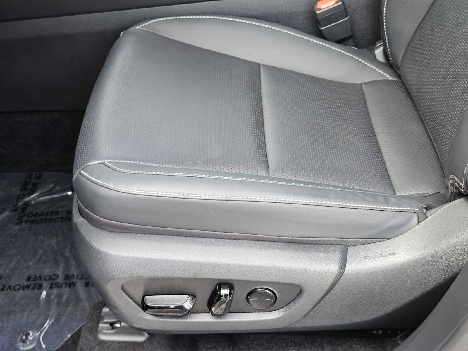 Certified Used 2025 IRIDIUM Lexus Premium Plus image 19