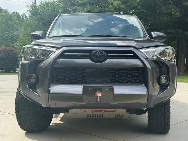 Used 2020 Gray Toyota SR5 image 2