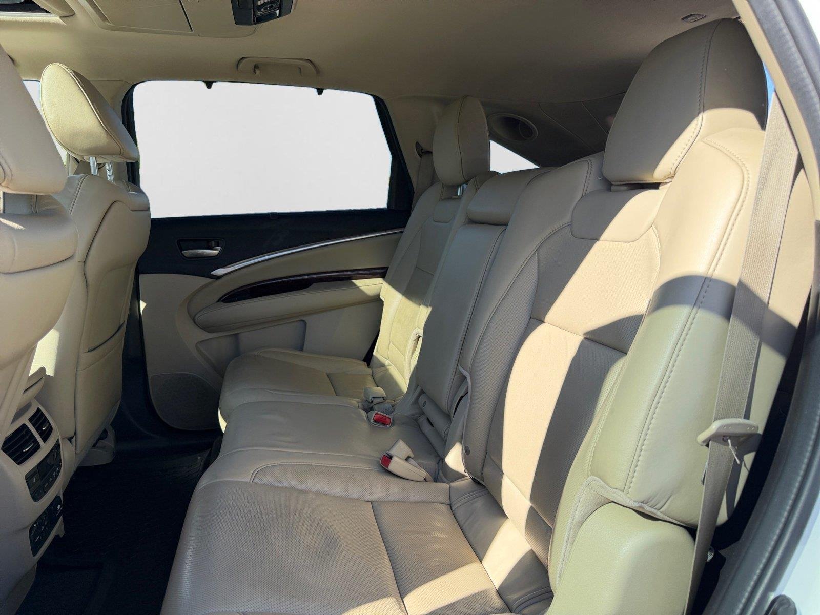 2016 Acura MDX Advance and Entertainment Package - Photo 19