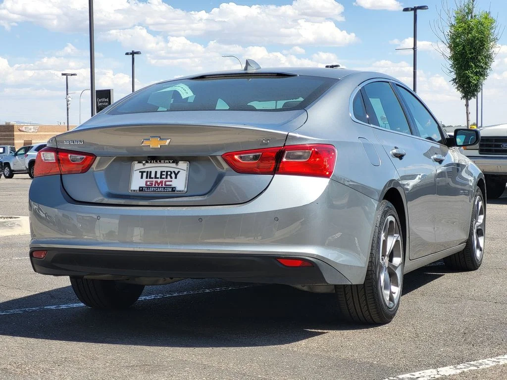 Used 2024 Sterling Gray Metallic Chevrolet 1LT image 7