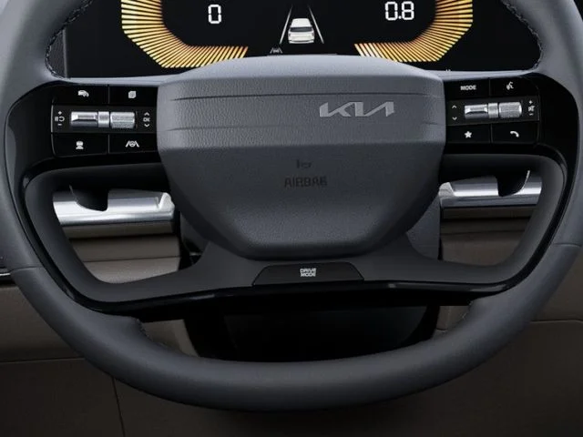 New 2027 Silver Kia LXS image 22