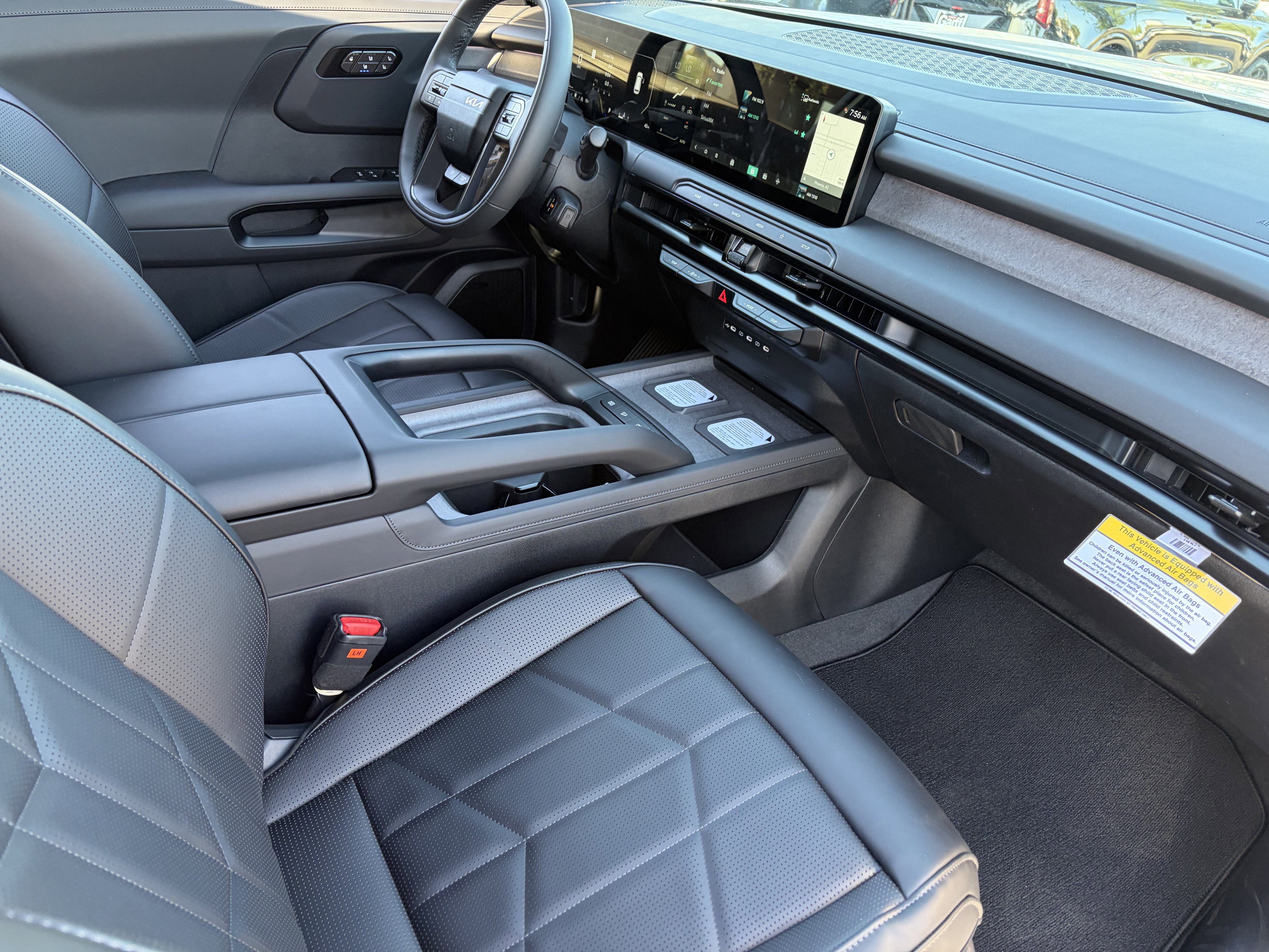 New 2027 Glacial White Pearl Kia X-PRO SX image 10