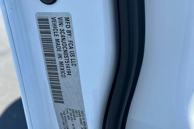 Used 2025 White Jeep Limited image 33