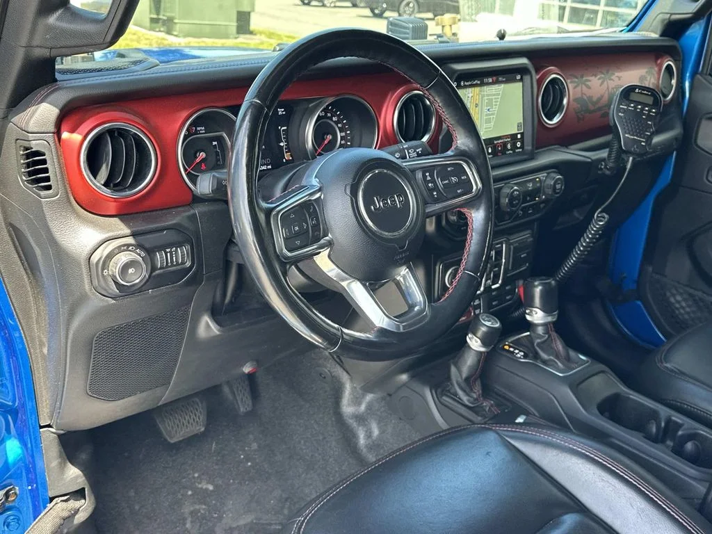 Used 2022 Blue Jeep Unlimited Rubicon image 2