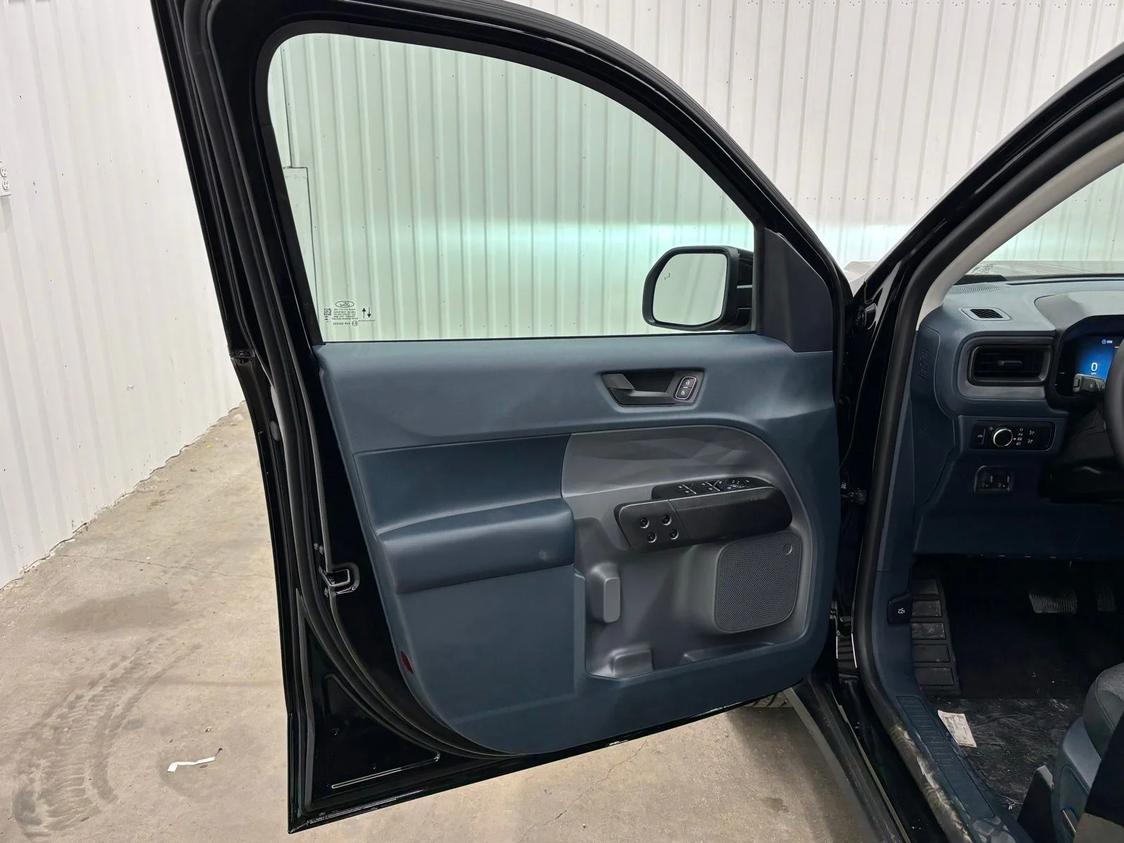 2025 Ford Maverick XLT - Photo 22