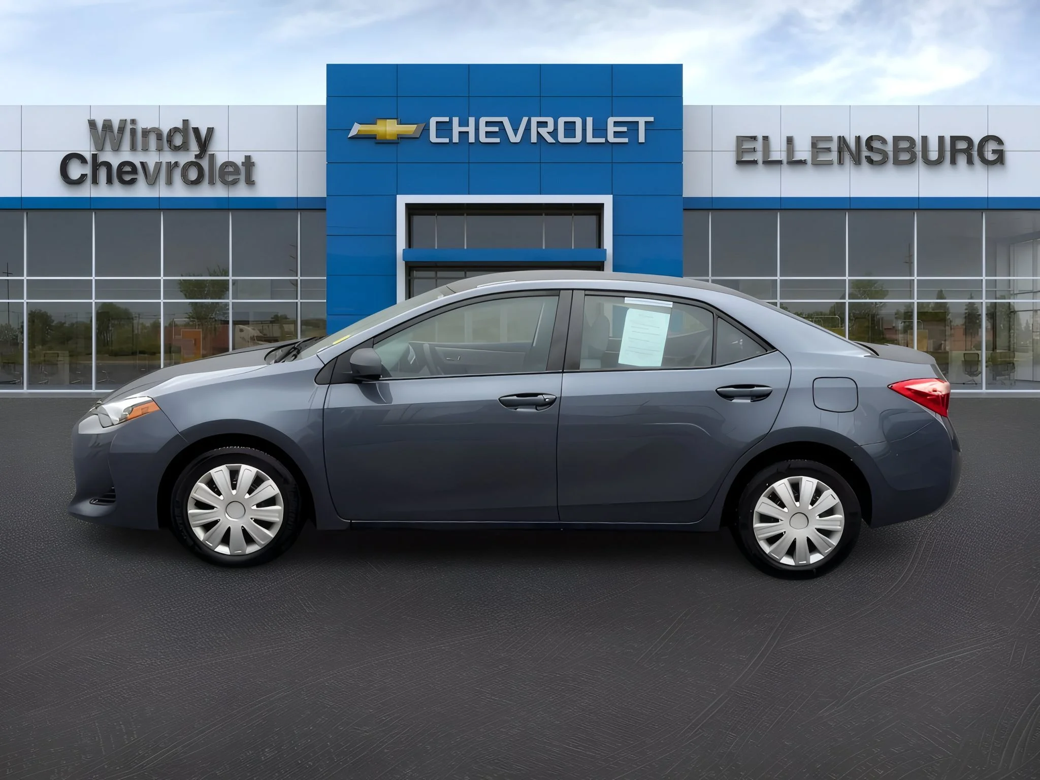 2019 Toyota Corolla LE - Photo 3