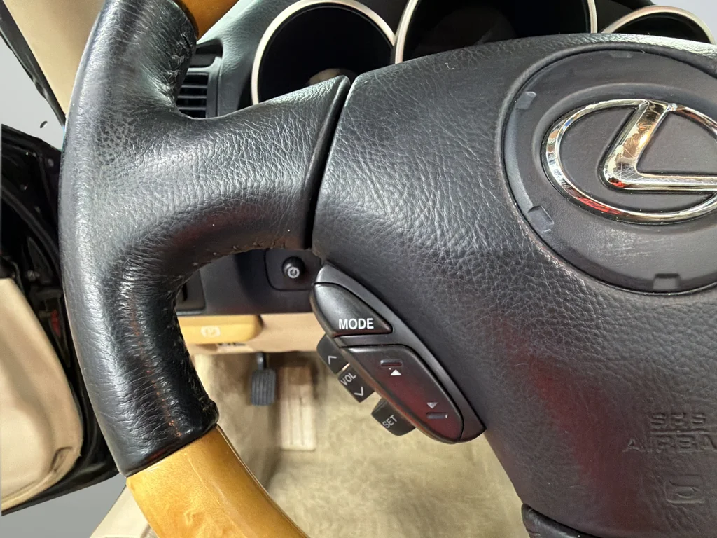 Used 2004 Black Lexus 430 image 15