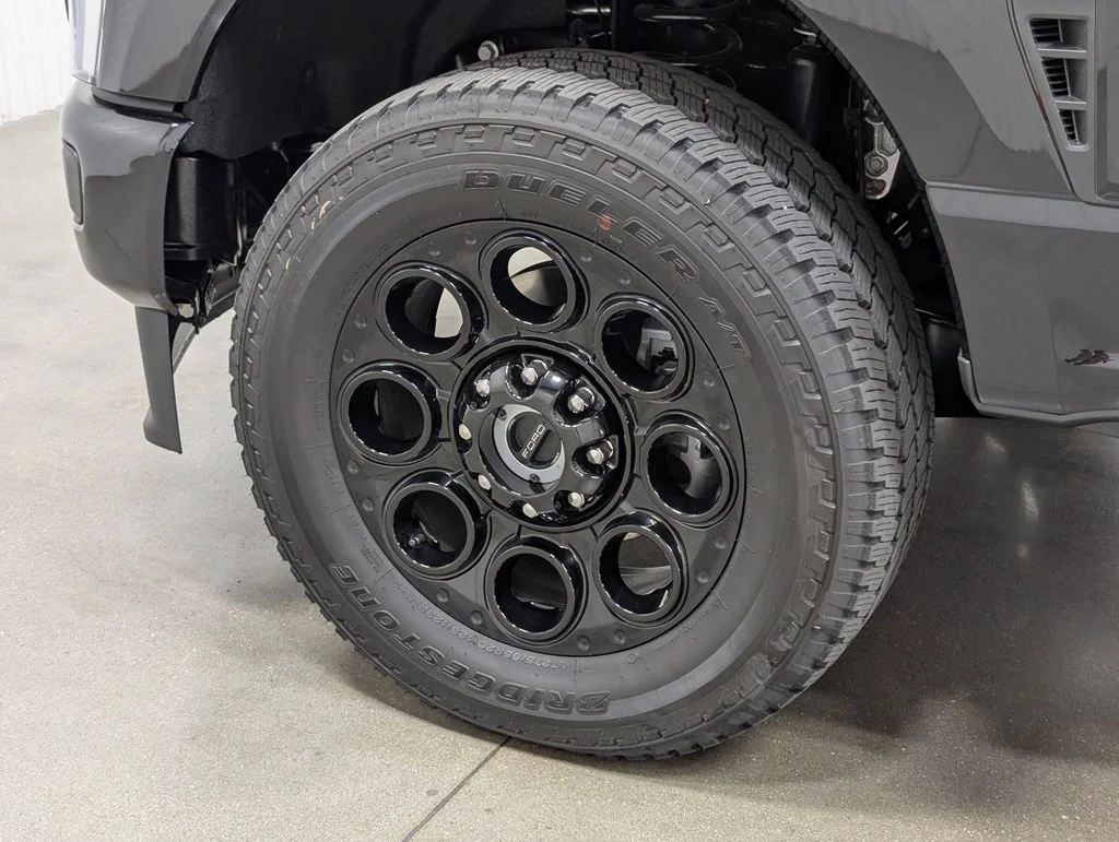 New 2026 Agate Black Metallic Ford F-250® Lariat® image 2