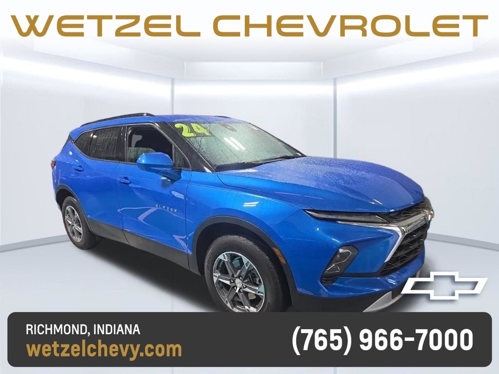 Used 2024 Blue Chevrolet LT image 3