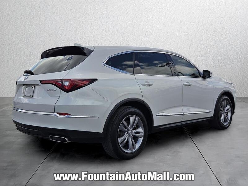 Certified Used 2024 Platinum White Pearl Acura MDX image 4