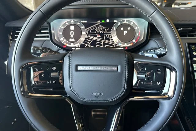 New 2026 British Racing Green Land Rover Dynamic SE image 23