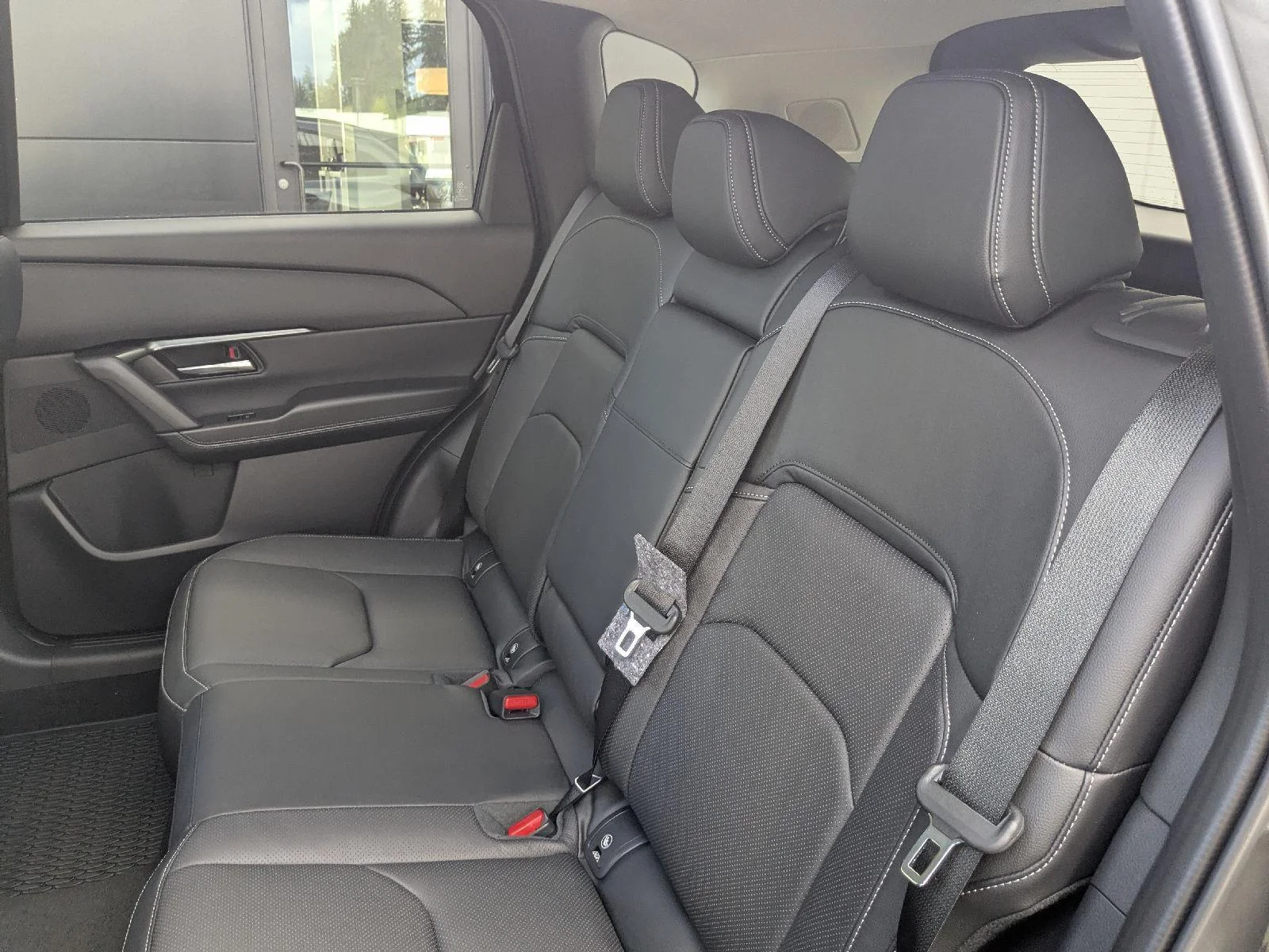 New 2026 Machine Gray Metallic Mazda 2.5 S Premium Plus AWD image 15