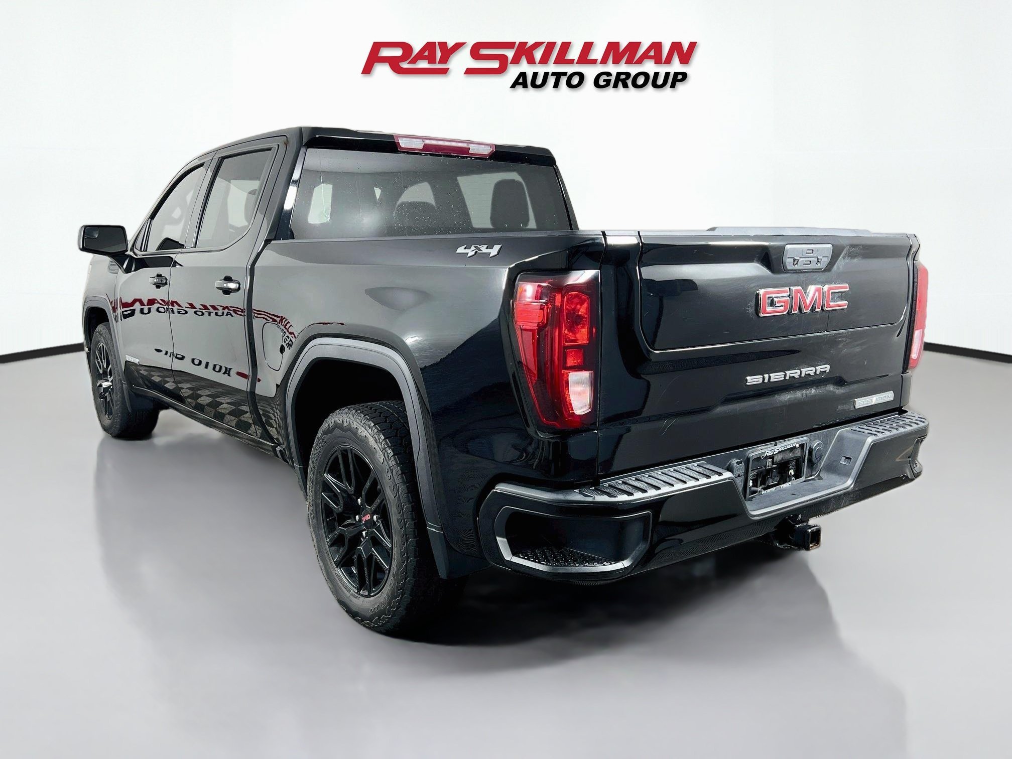 Used 2022 Onyx Black GMC ELEVATION image 5