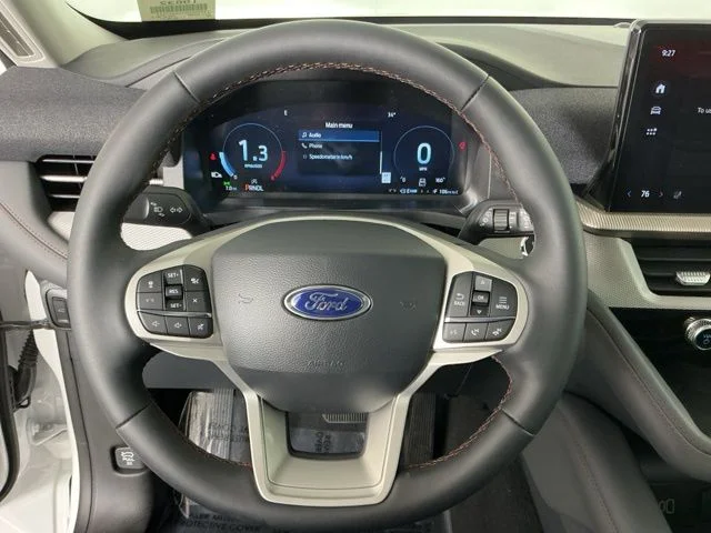 New 2026 Star White Metallic Tri-Coat Ford Active image 17