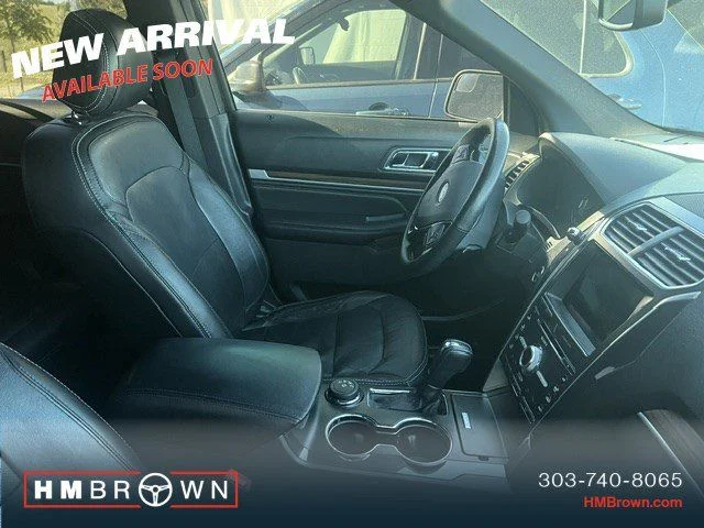 Used 2017 Shadow Black Ford Limited image 5