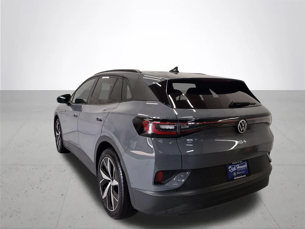 Used 2023 Gray Volkswagen Pro S image 11
