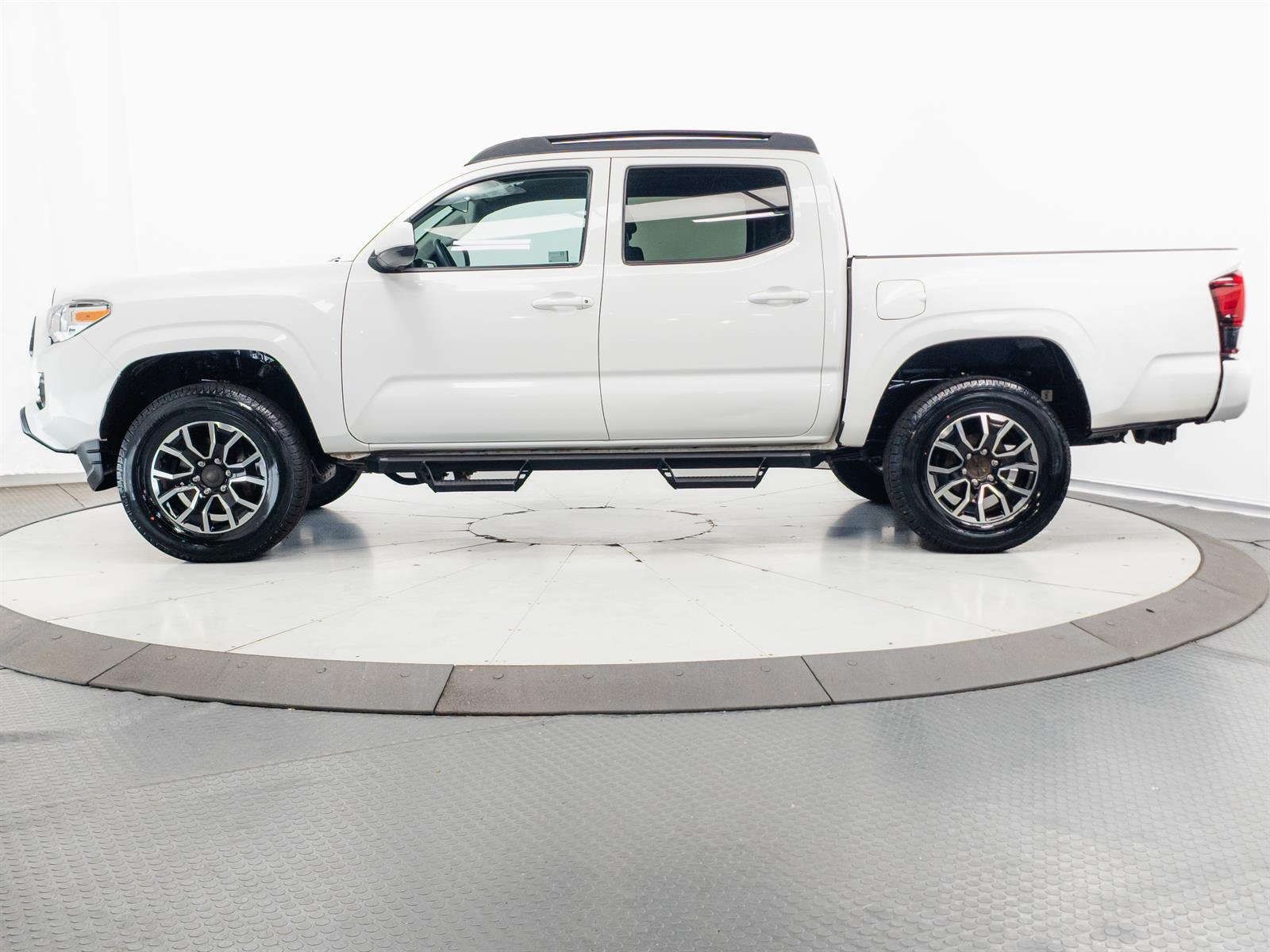 Certified Used 2023 White Toyota SR image 7