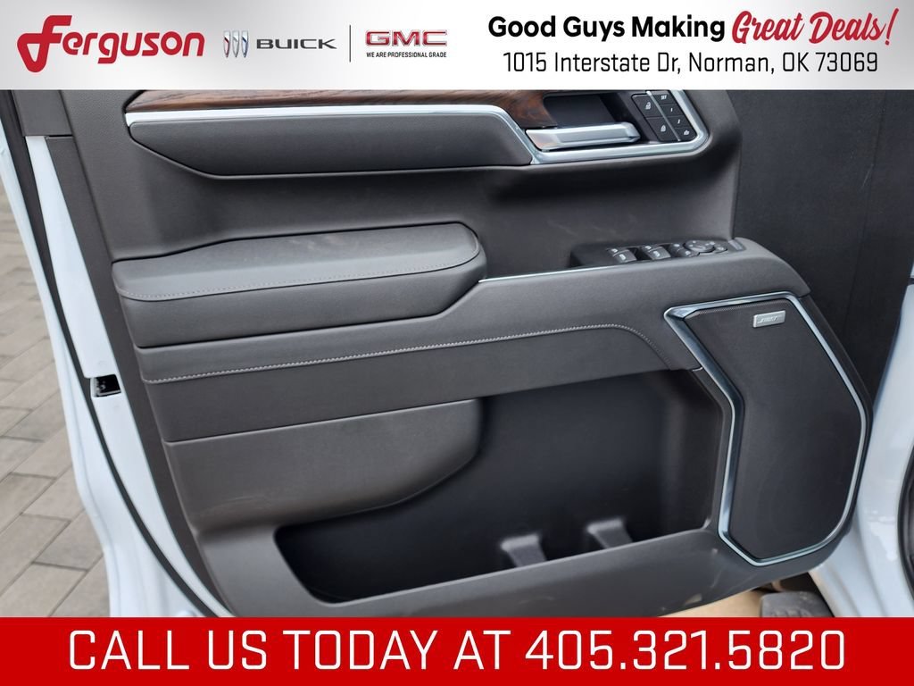 2026 GMC Sierra 1500 SLT - Photo 14
