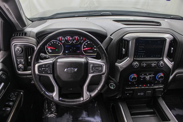 Used 2019 Shadow Gray Metallic Chevrolet RST image 27