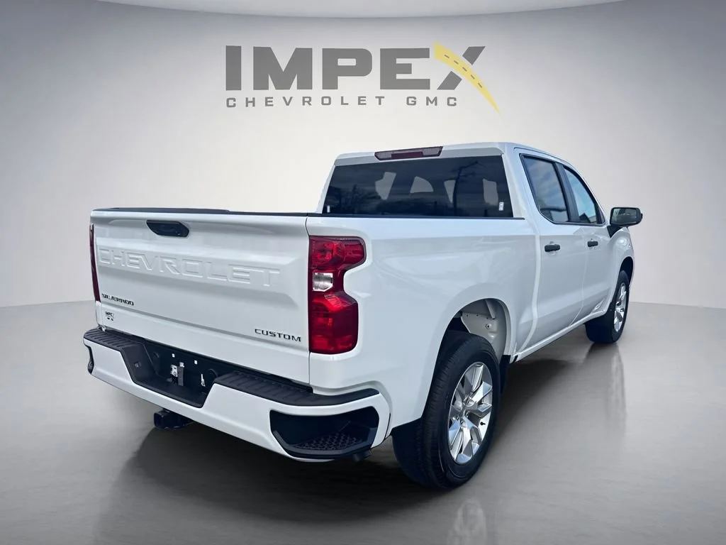 Used 2026 Summit White Chevrolet Custom image 5