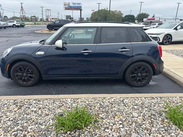 Used 2015 Blue MINI Base image 4