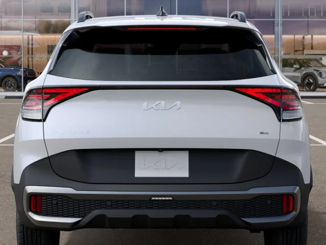New 2025 White Kia X-Line Prestige image 13