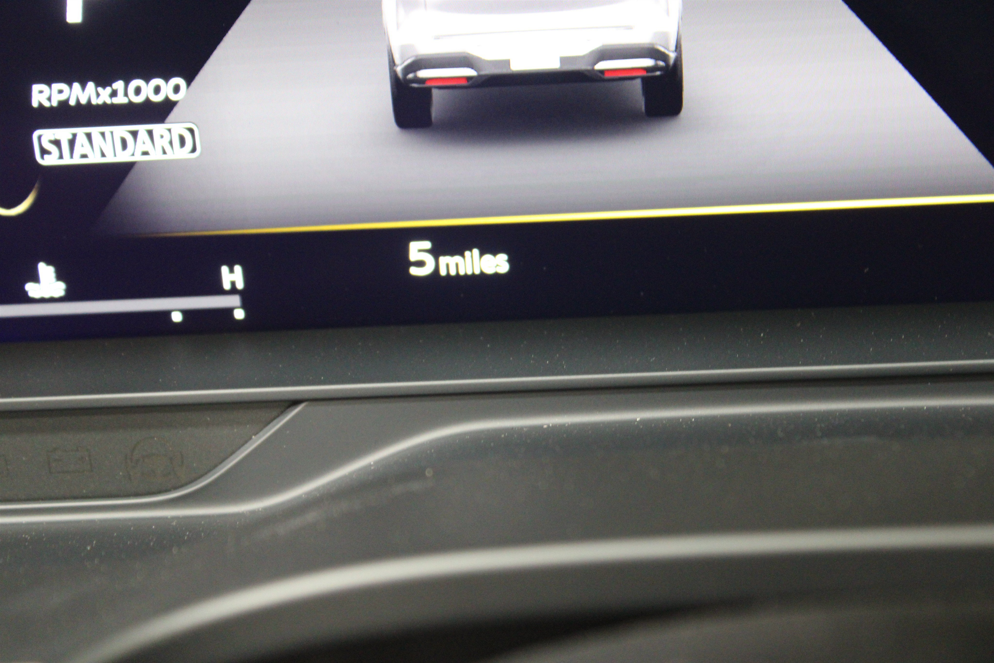 Used 2026 Radiant White INFINITI PURE image 12
