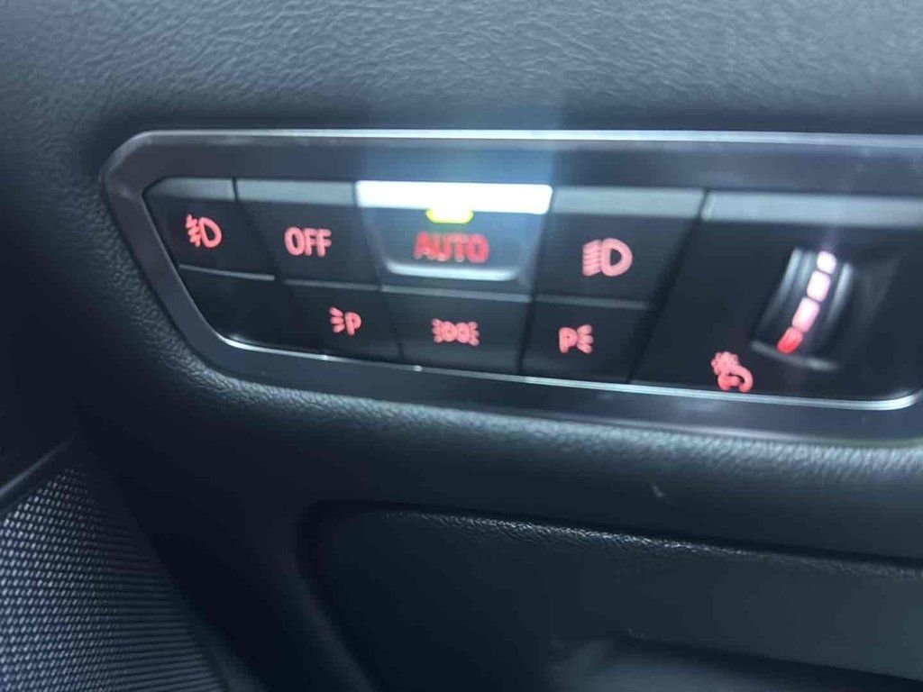Used 2020 Blue BMW xDrive40i image 42