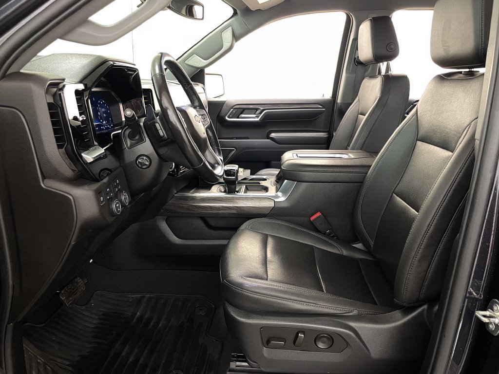 2022 Chevrolet Silverado 1500 LTZ - Photo 9