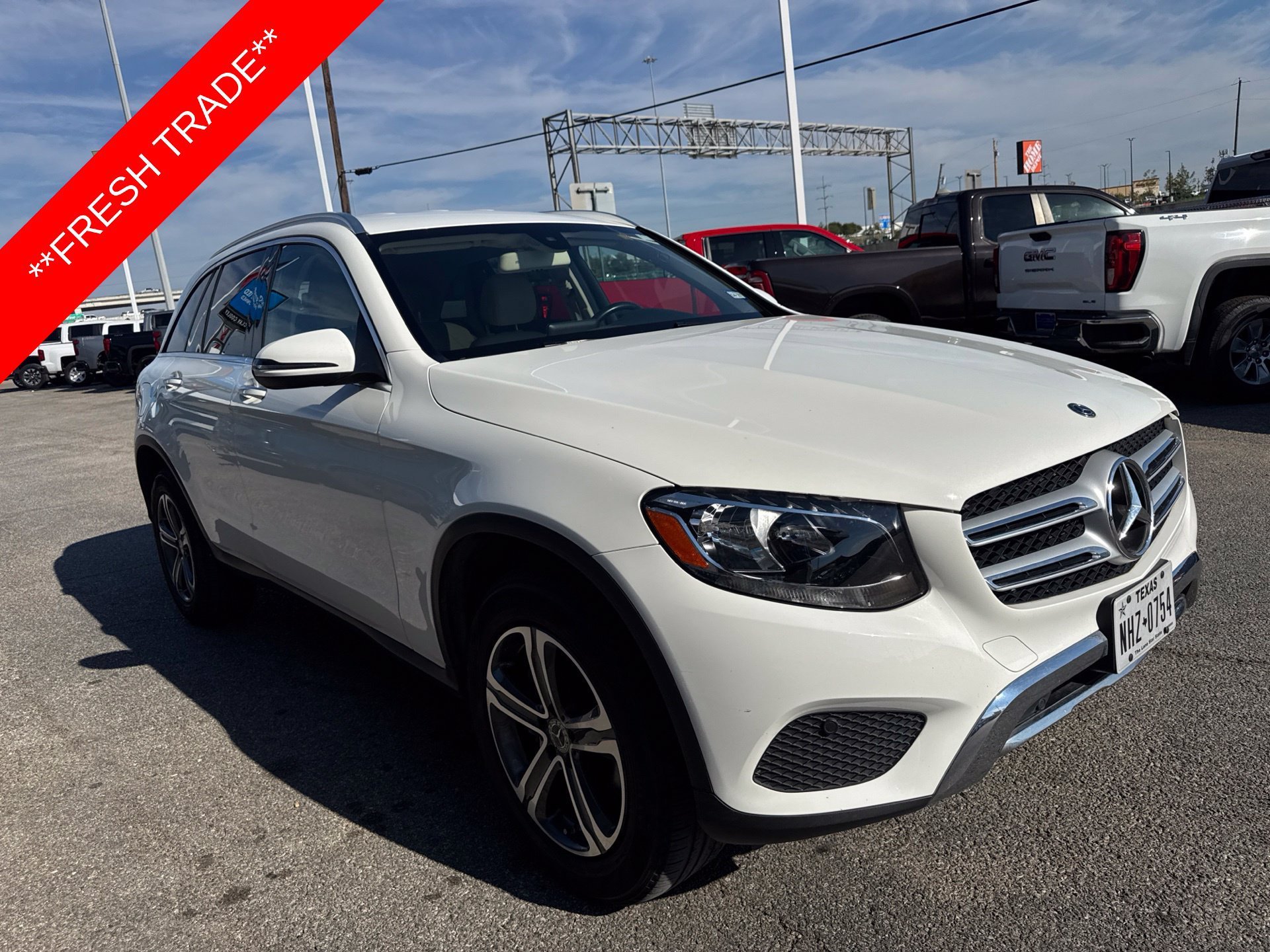 Used 2019 White Mercedes-Benz GLC 300 image 2