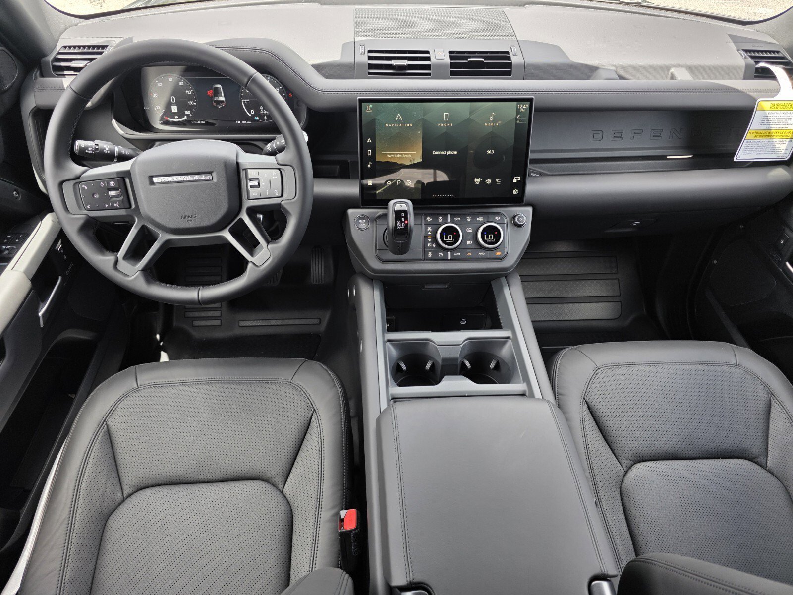 New 2026 Woolstone Green Land Rover P400 X-Dynamic SE image 4