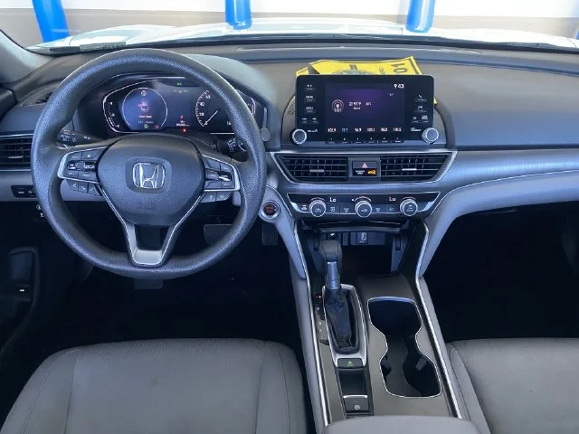 2018 Honda Accord LX - Photo 13