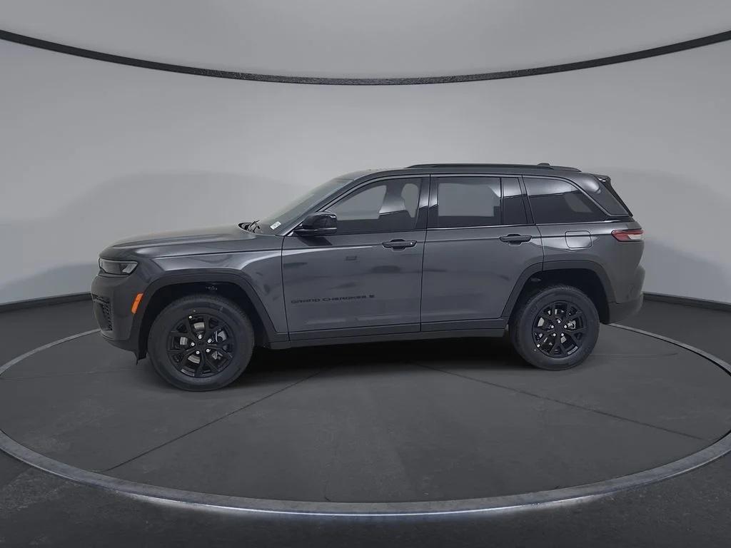 New 2026 Baltic Gray Metallic Clear-Coat Exterior Paint Jeep Altitude image 8