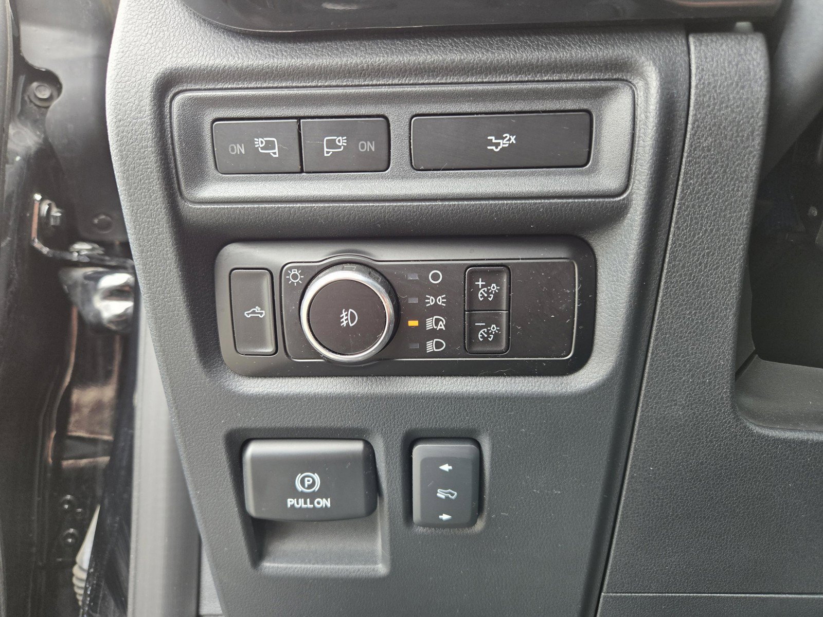 Used 2023 Black Ford  image 22