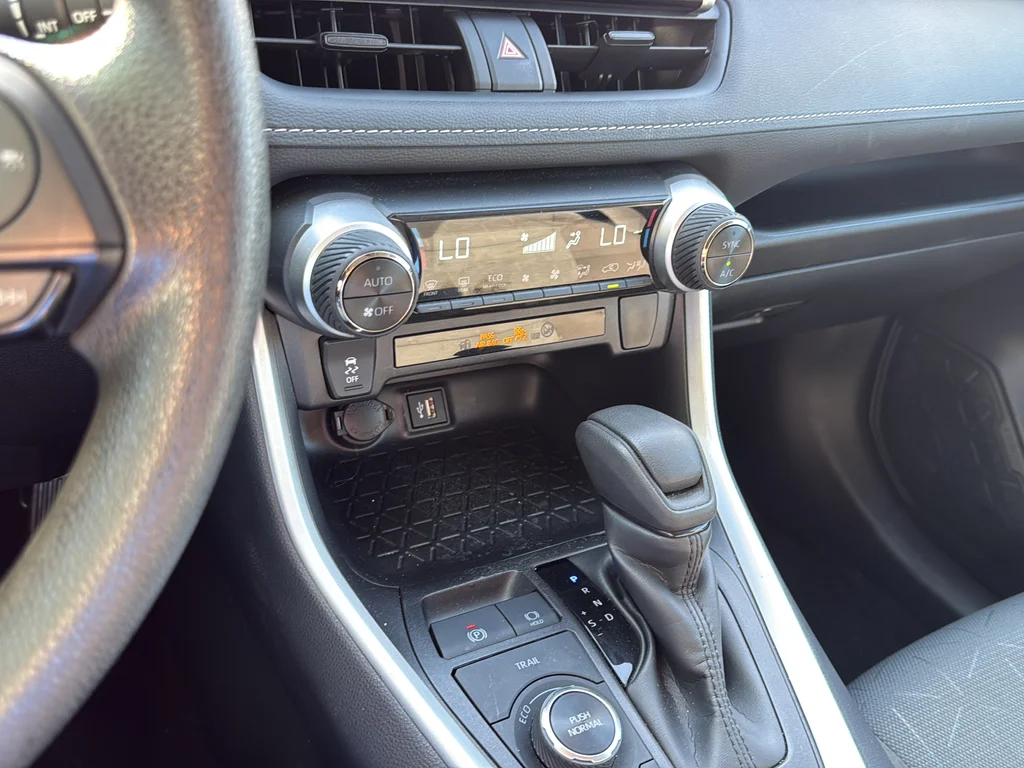 Used 2025 White Toyota XLE image 21