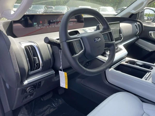 New 2026 Star White Metallic Tri-Coat Ford MAX Platinum® image 16