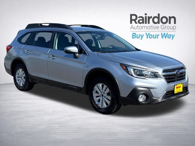 Used 2019 Ice Silver Metallic Subaru 2.5i Premium image 1