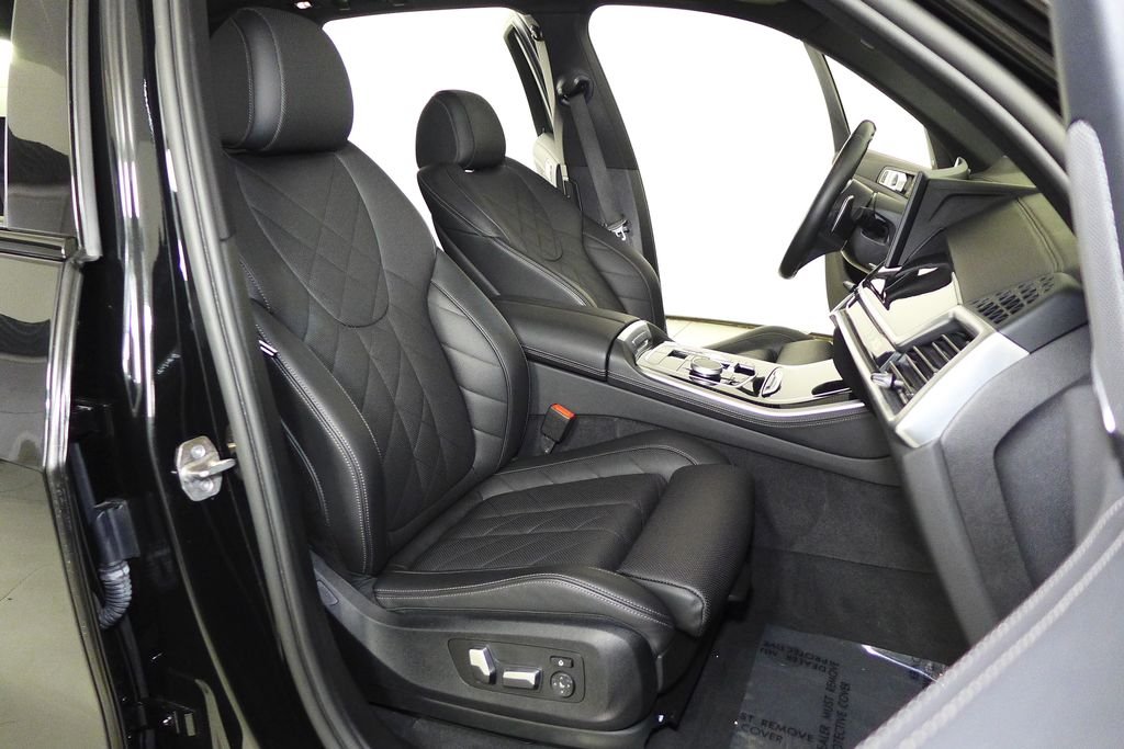 Used 2024 Black Sapphire Metallic BMW sDrive40i image 19