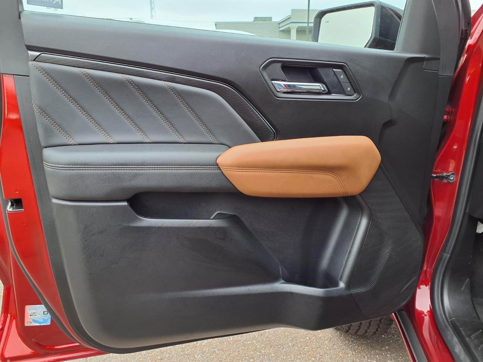 Used 2025 Volcanic Red Tintcoat GMC 4WD AT4 image 27