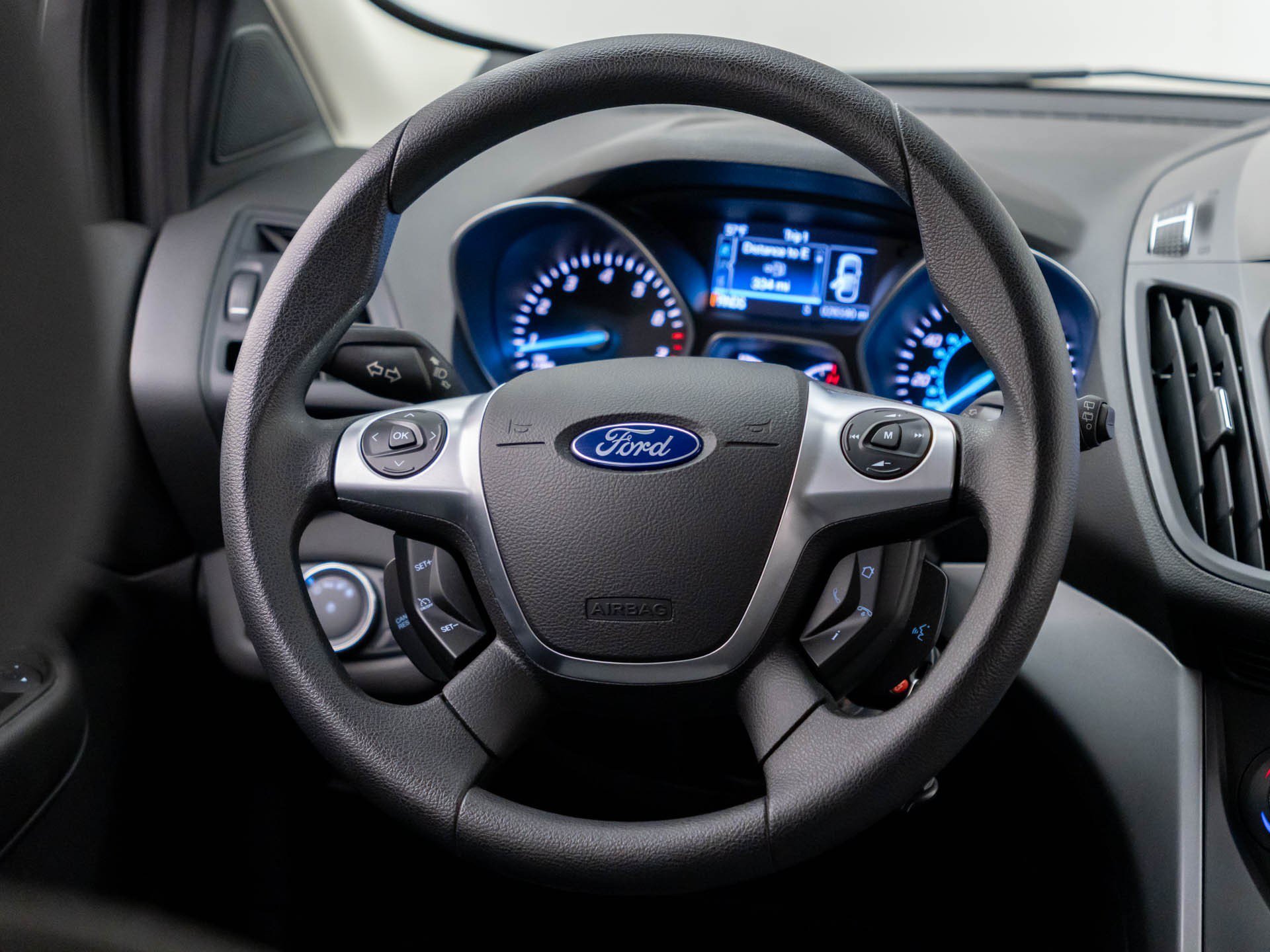 Used 2014 Red Ford SE image 11