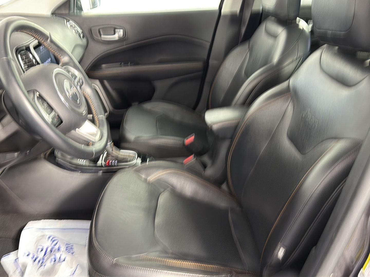 Used 2019 Granite Crystal Metallic Clearcoat Jeep Limited image 24