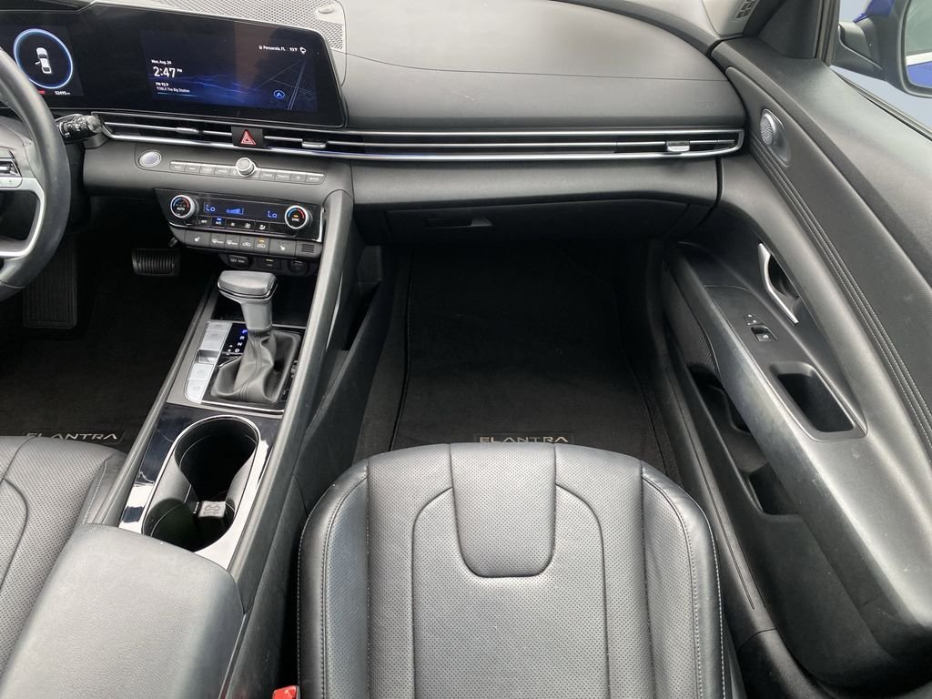 Used 2023 Intense Blue Hyundai Limited image 16