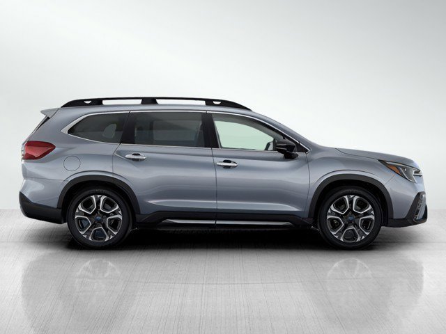 New 2026 ICE SILVER METALLIC Subaru Touring 7-Passenger image 7