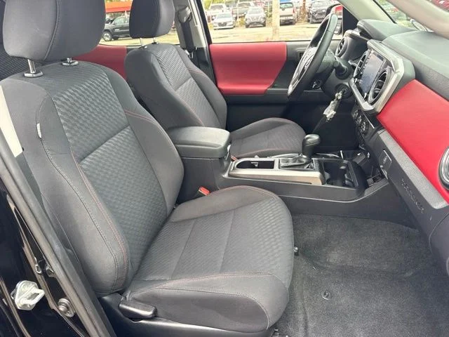 Used 2022 Black Toyota SR5 image 14